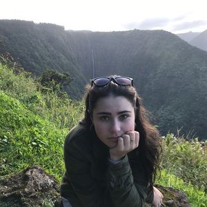 Meet your Posher, Jenna